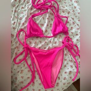 Oneone Bikini NWOT